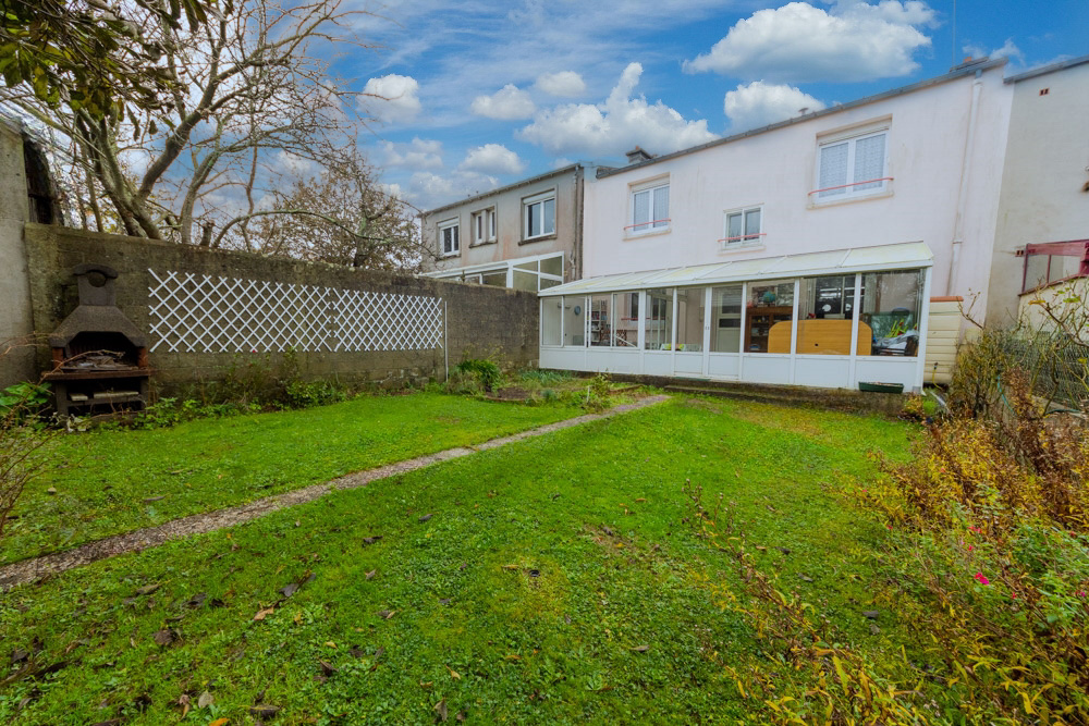 MAISON DE VILLE T5 107M² AVEC SOUS-SOL - GARAGE - 4 CHAMBRES SUR TERRAIN CLOS DE 260M² photo 5